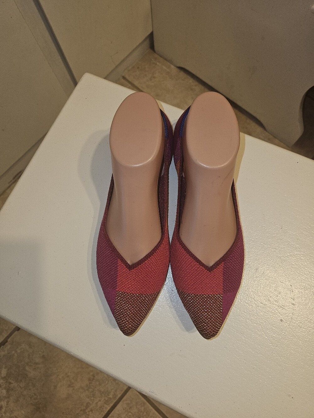 ROTHY'S 'The Point' Gorgeous Pomegranate/Metallic Fuschia Red Tangerine Size 8 - Picture 3 of 5